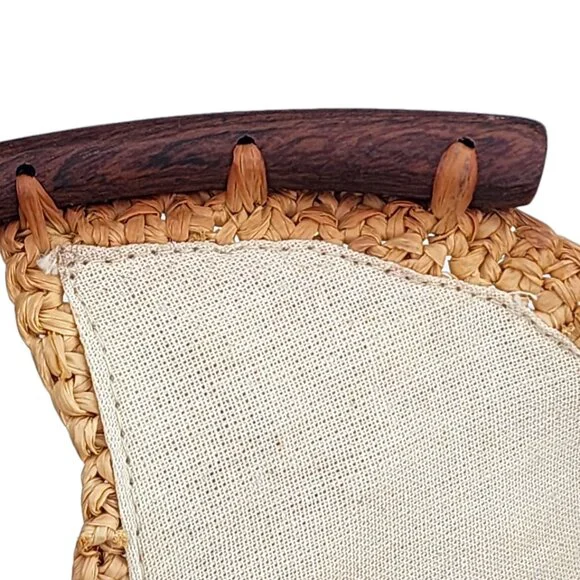 Mar Y Sol Isla Crochet Raffia Circle Clutch with Pineapple Charm, Natural - Picture 7 of 8